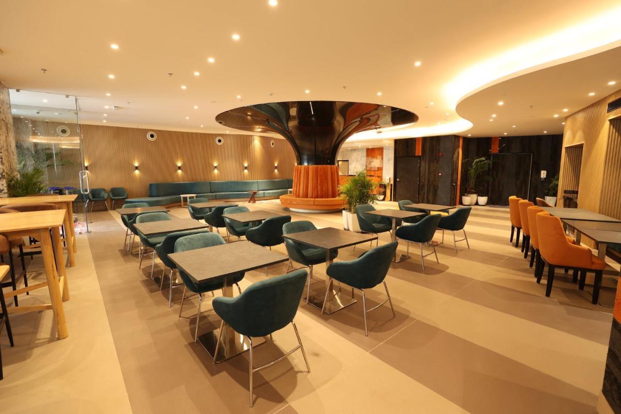 Holiday Inn Express & Suites Jaipur Gopalpura Εξωτερικό φωτογραφία