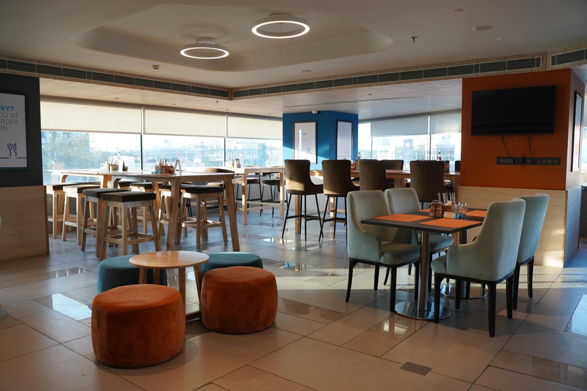Holiday Inn Express & Suites Jaipur Gopalpura Εξωτερικό φωτογραφία