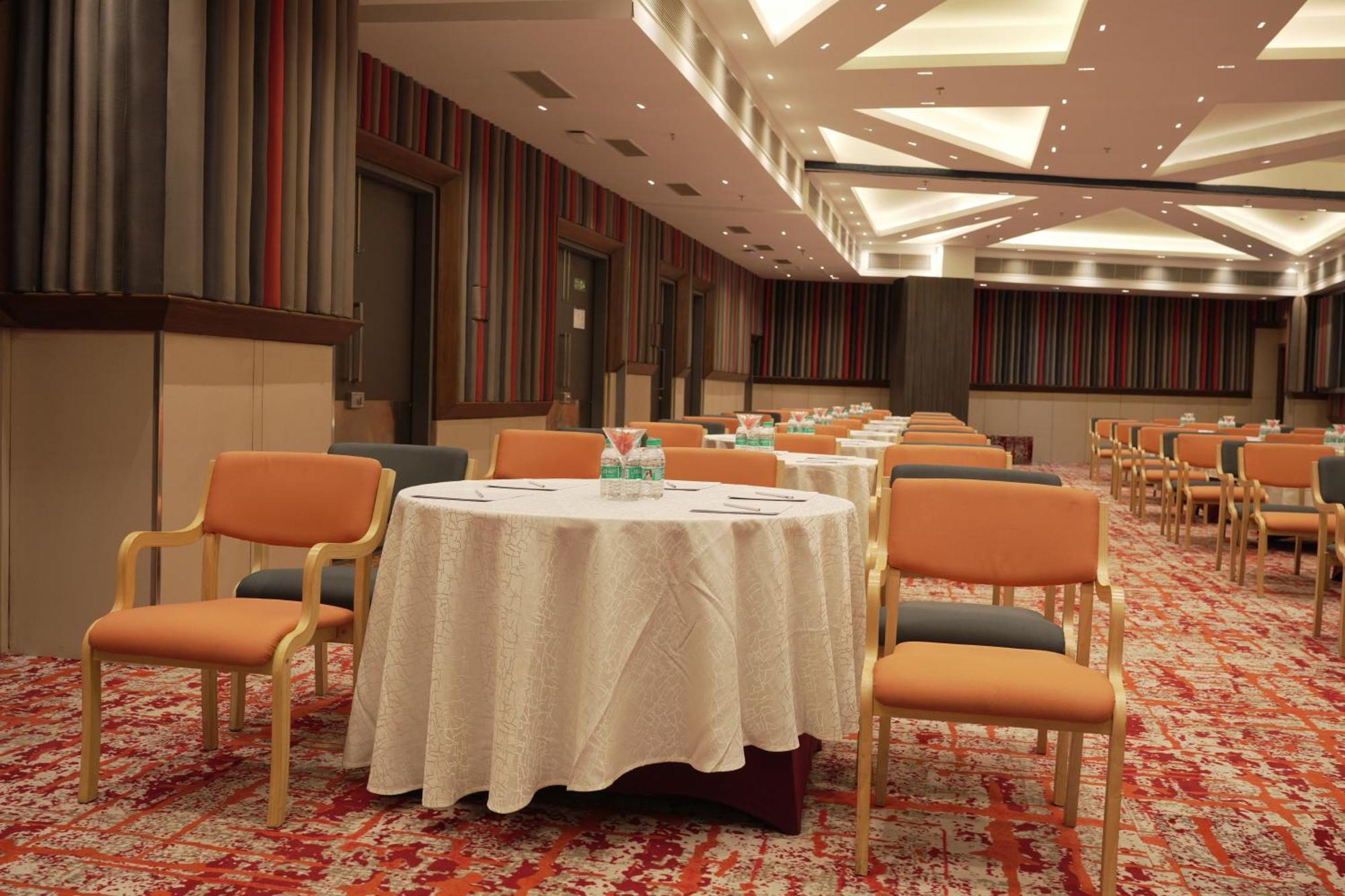 Holiday Inn Express & Suites Jaipur Gopalpura Εξωτερικό φωτογραφία
