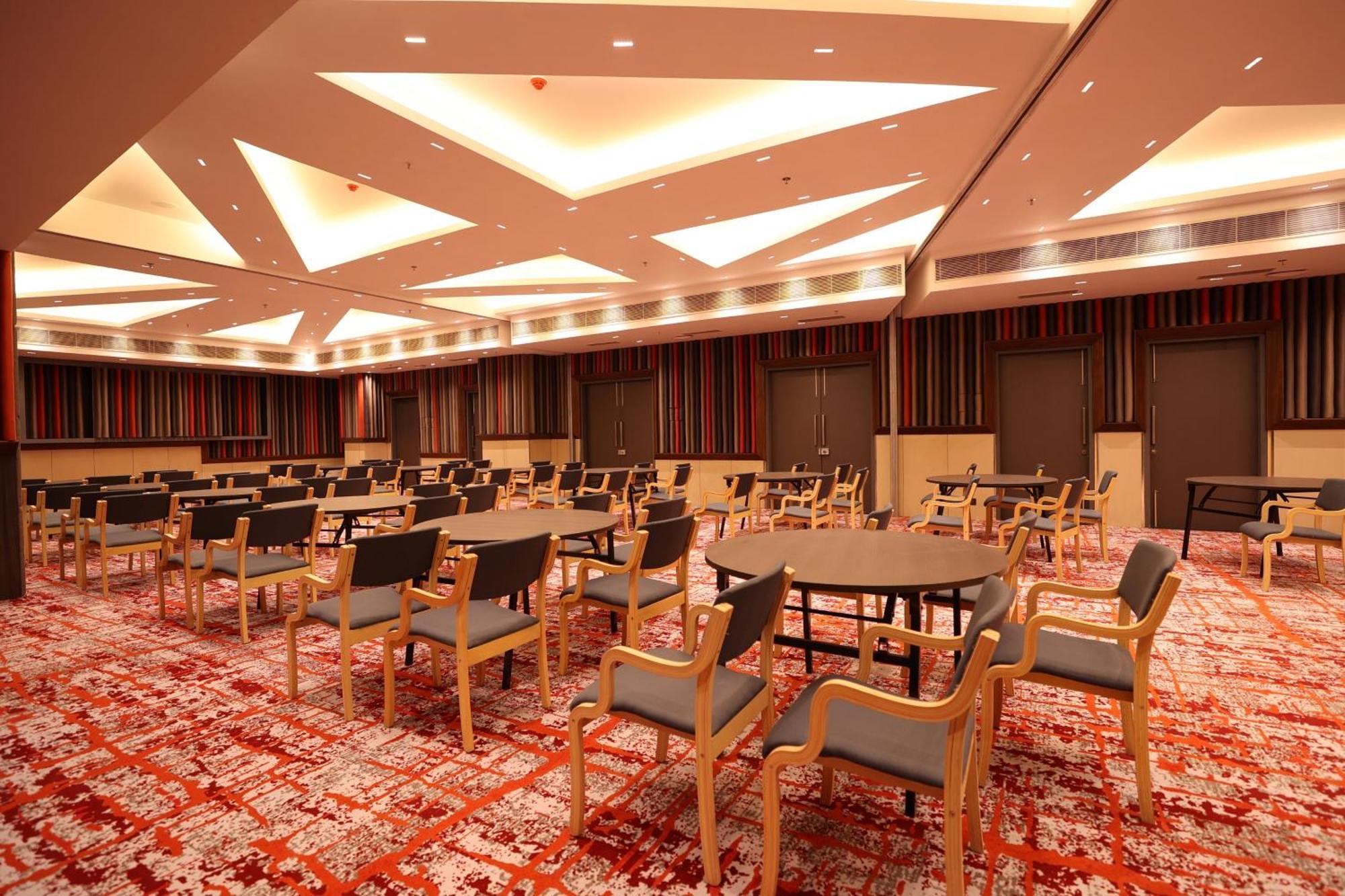 Holiday Inn Express & Suites Jaipur Gopalpura Εξωτερικό φωτογραφία