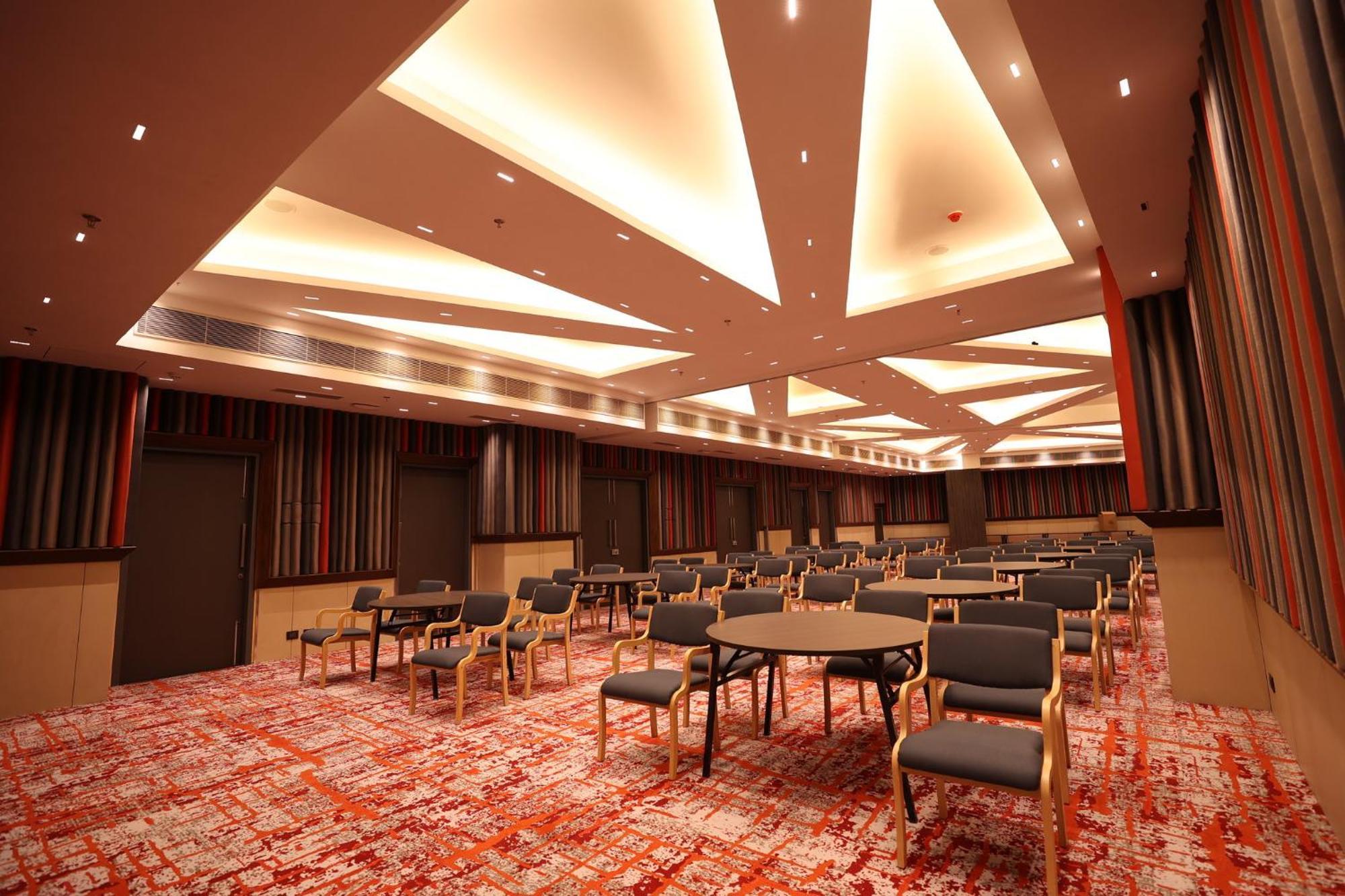 Holiday Inn Express & Suites Jaipur Gopalpura Εξωτερικό φωτογραφία